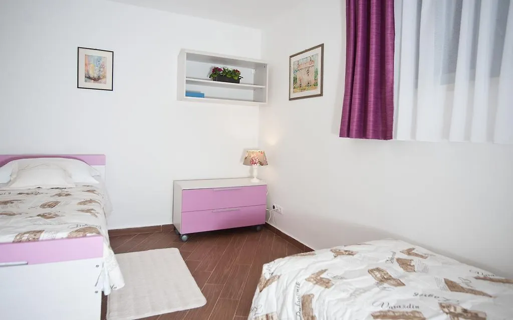 Apartment Lina Deluxe Split